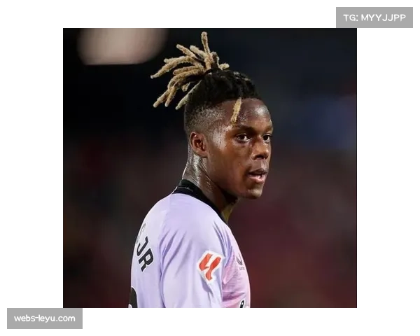 哲凯赖什禁区内外全能输出 九分评分印证枪手锋线质变